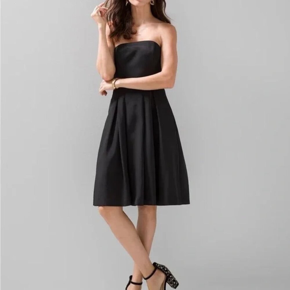 White House Black Market Strapless Fit & Flare LBD Dress Size 4 Pockets